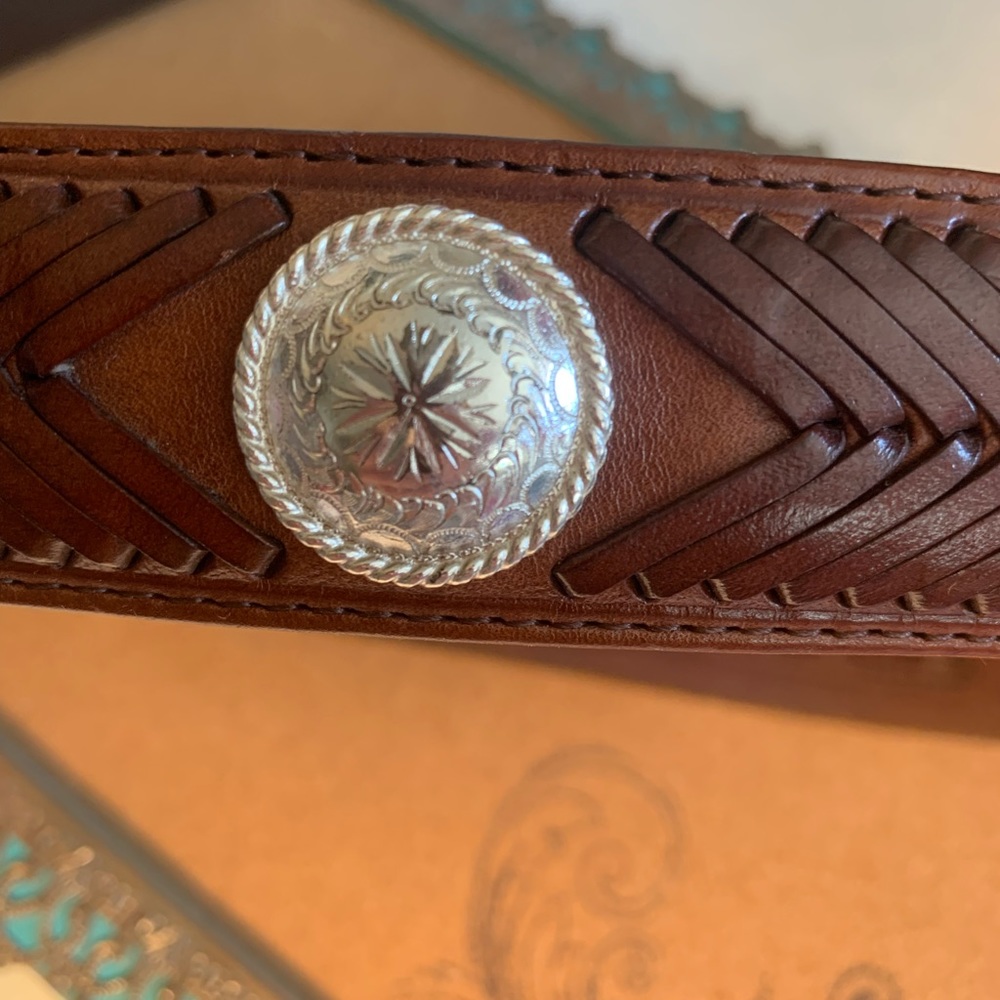 π΄SOLDπ΄ Tony Lama Western Leather Belt - Picture 9 of 12